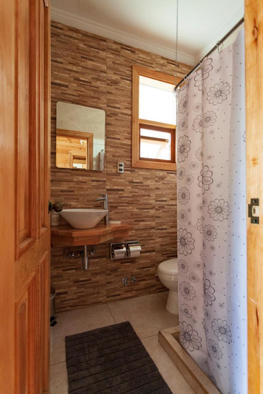 Hostal Boutique Patagonia Mistica プンタアレナス エクステリア 写真