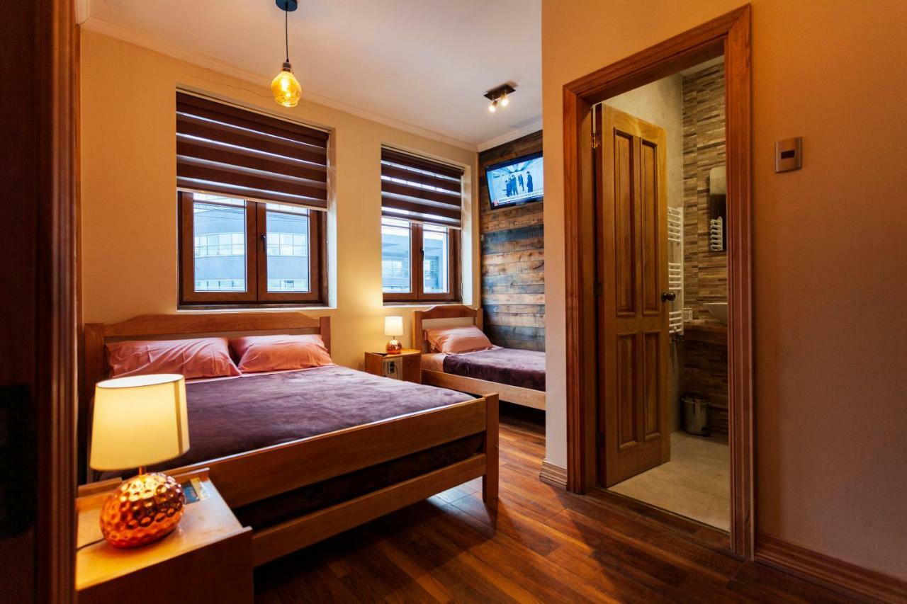 Hostal Boutique Patagonia Mistica プンタアレナス エクステリア 写真