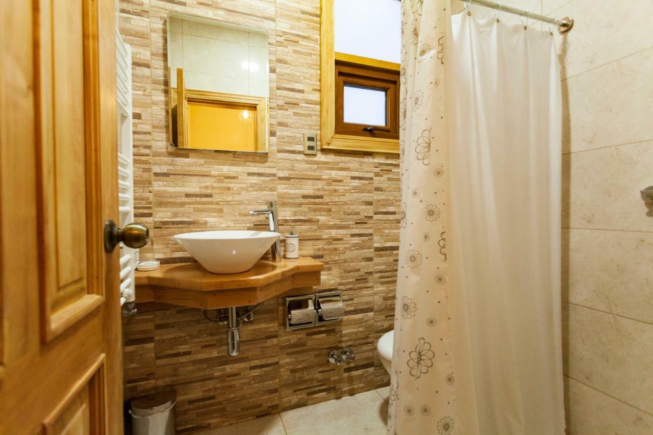 Hostal Boutique Patagonia Mistica プンタアレナス エクステリア 写真